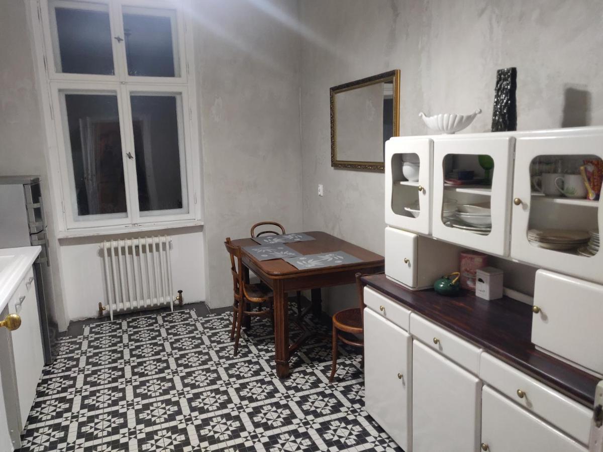 Апартаменти Apartament Copernicus Познань Екстер'єр фото